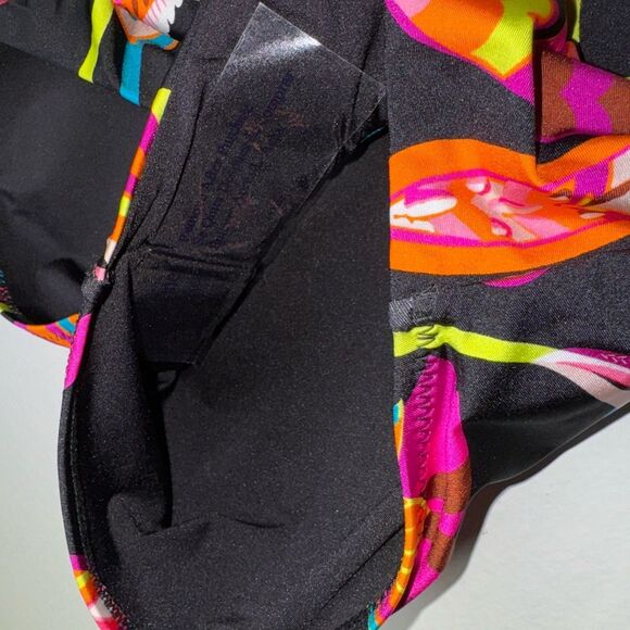 TRINA TURK Off The Shoulder Ruffle One Piece Swimsuit Size Small - Picture 7 of 9